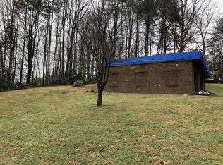 177 William Hawkins Ln, Mountain City, TN 37683