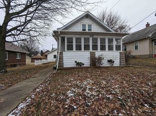 2329 Broadway, Rockford, IL 61104