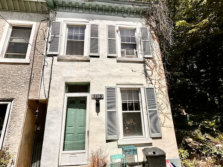 3315 Arnold St — Photo 1