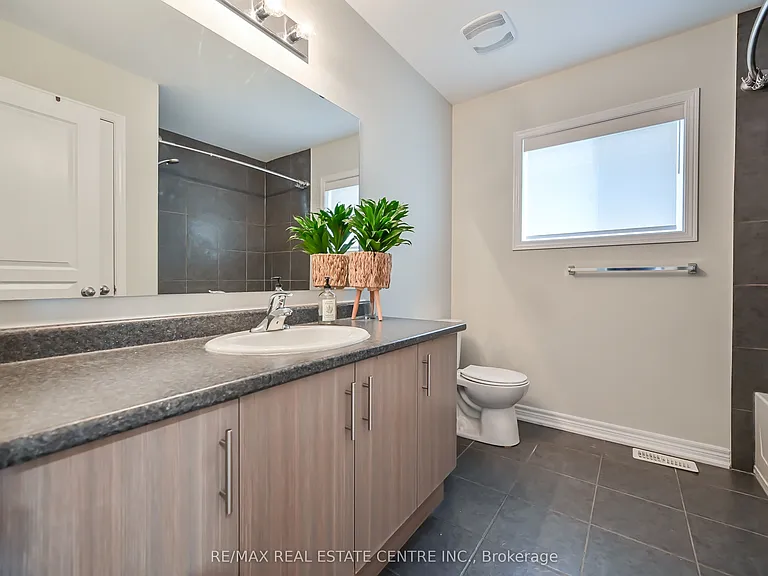 226 Lormont Blvd — Photo 29