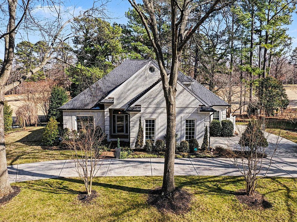 1st image of 8824 Wildwood Links