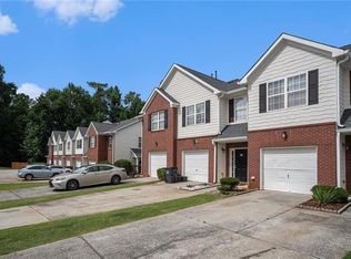1041 Primrose View Cir, Lawrenceville, GA 30044