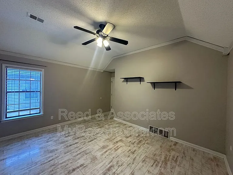 3115 Santa Valley St — Photo 9