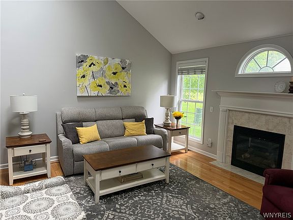 3rd image of 4 Astor Ridge Dr APT A