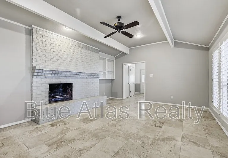 4856 Starcrest Ct — Photo 6