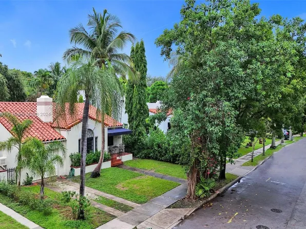 5949 NE 6th Ave, Miami, FL 33137