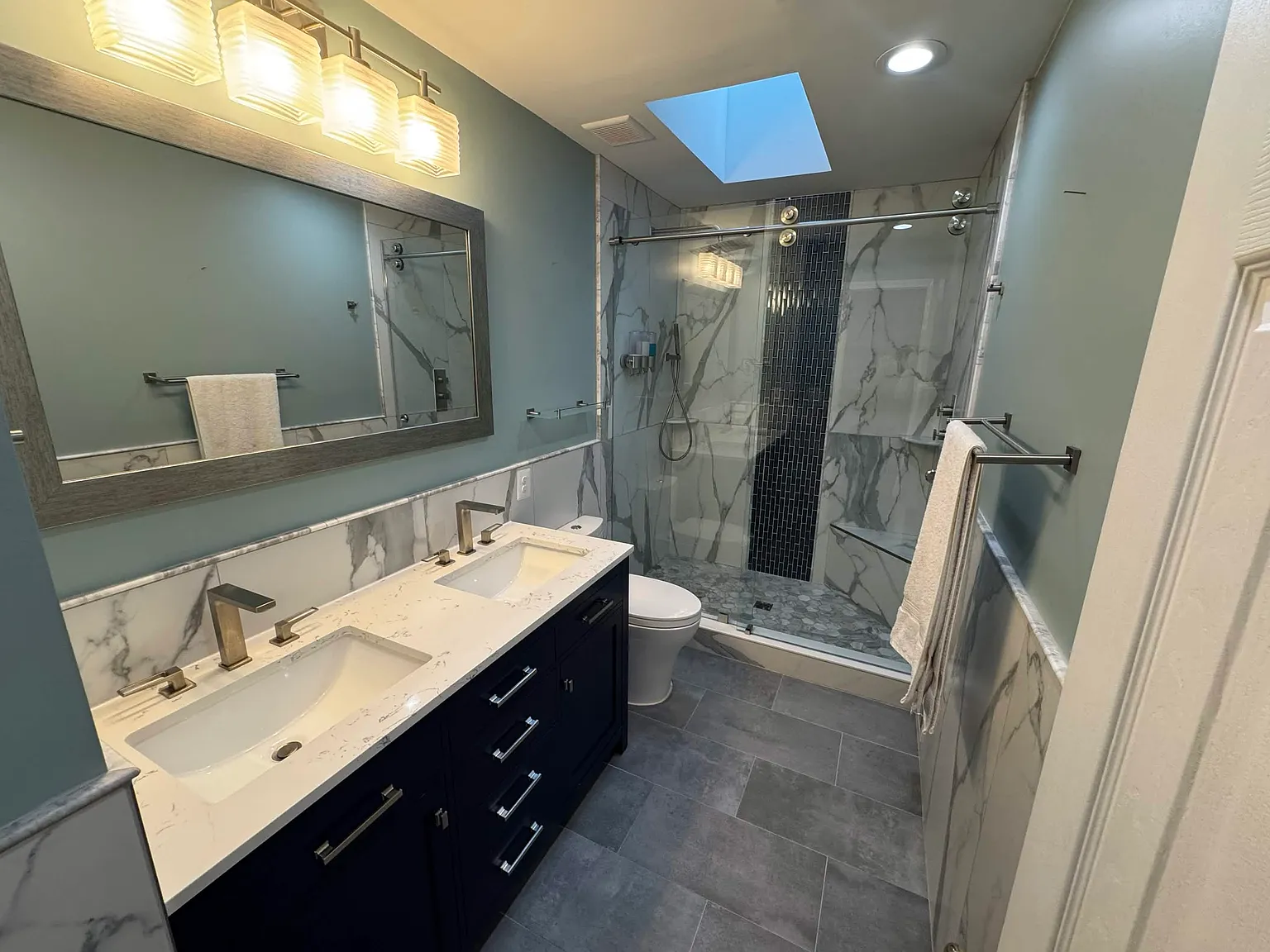 4 bed, 3.5 bath, 2084 sqft, $1,200 — Photo 3