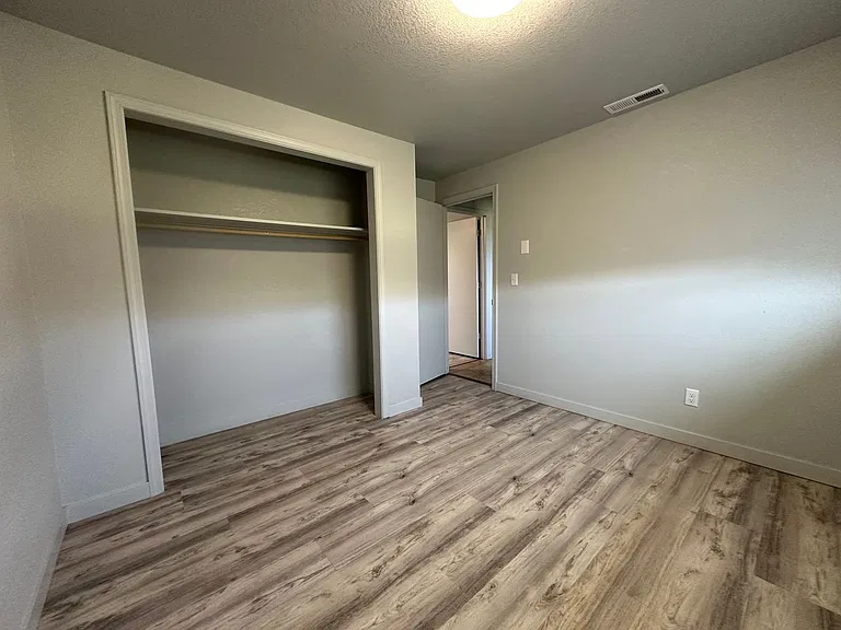 6209 Onyx Ave — Photo 14