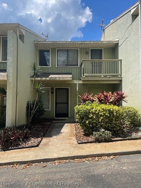 1st image of 1561 Lakeview Dr Unit 961