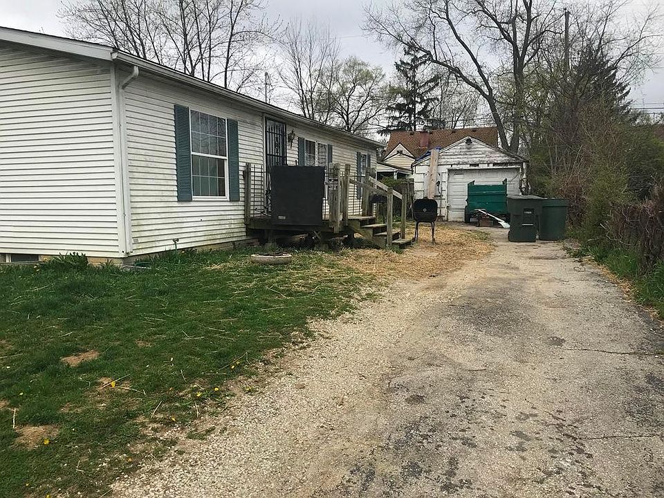 2nd image of 2371 Brentnell Blvd