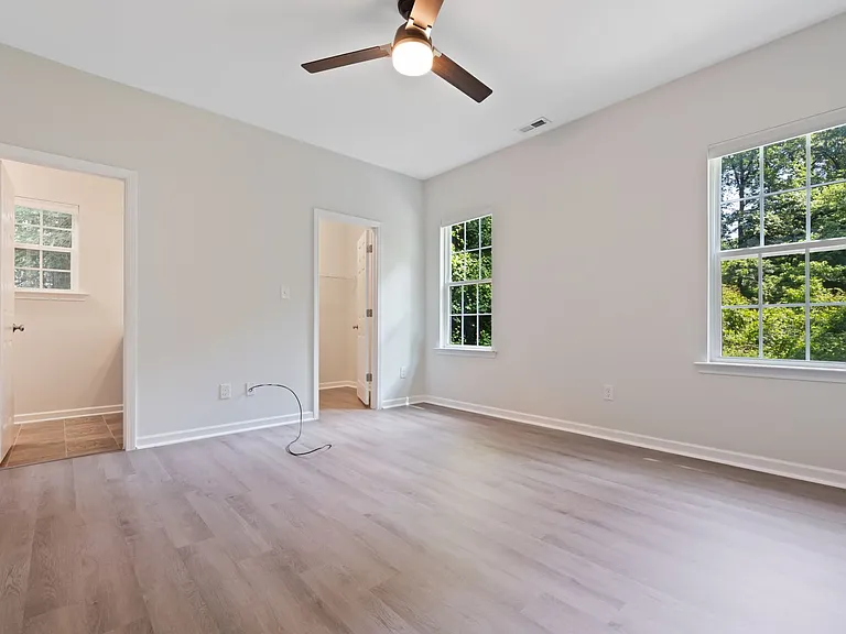 415 Aversboro Rd — Photo 8