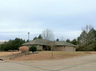 141 Winterview Dr, Bull Shoals, AR 72619