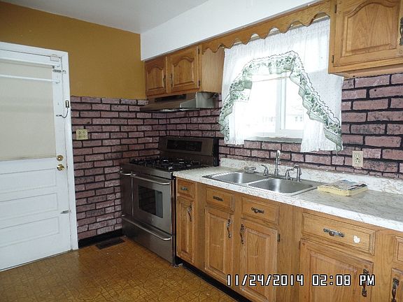 3rd image of 5175 Hacket Dr