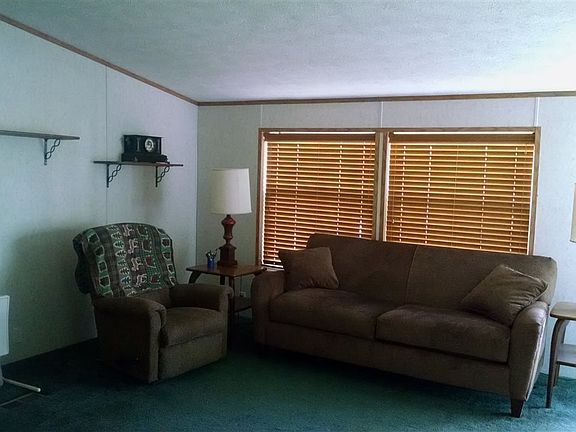 2nd image of 501 Grand Ave