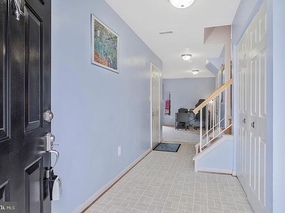 4th image of 114 Pinecove Ct #116