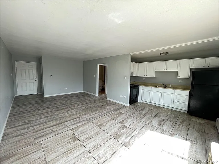 1590 Clinton St #206 — Photo 3