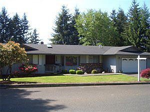 1st image of 1829 Centerwood Dr SE
