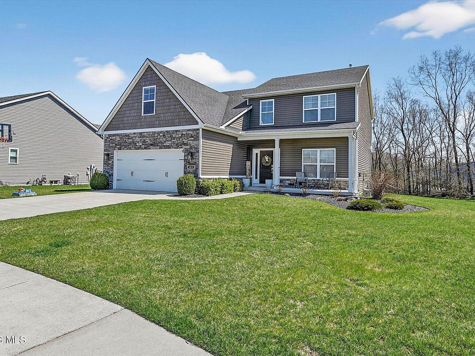 1st image of 164 Hidden Village Ln