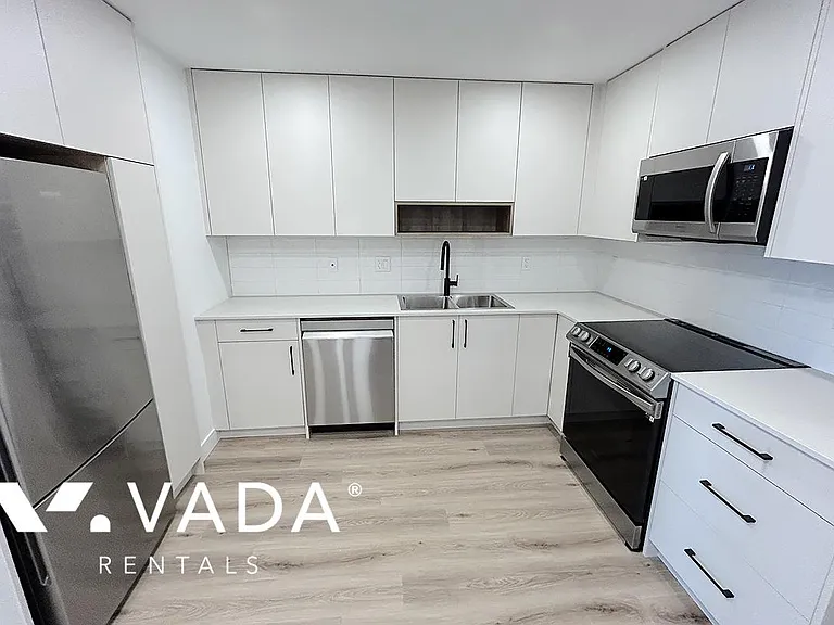 3068 Kingsway #601 — Photo 4