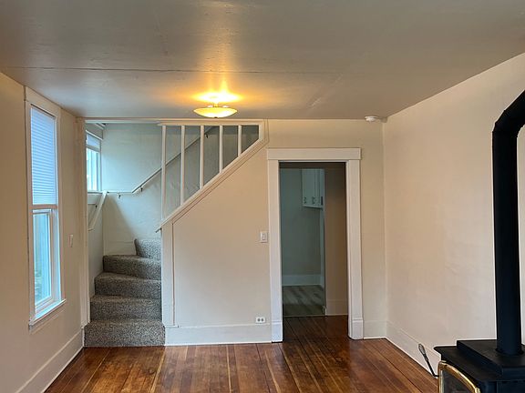 5th image of 3205 Norton Ave #A