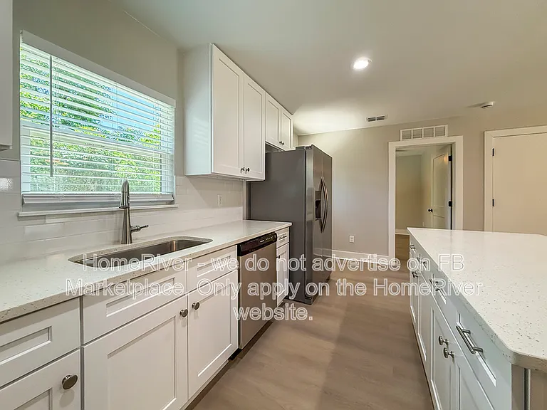 356 Duray Ct — Photo 12