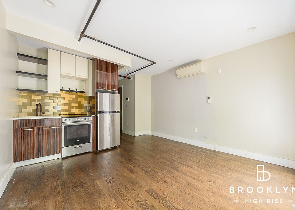 1st image of 2075 Pacific St #1F