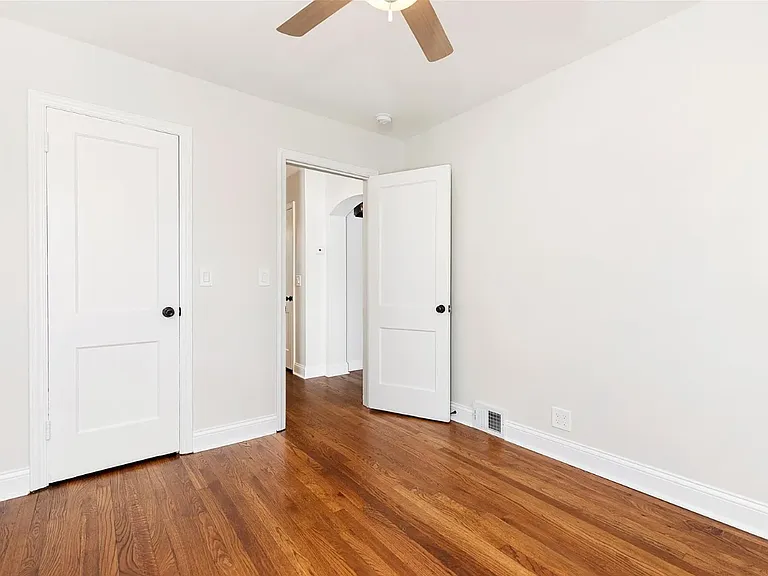 4447 Joliet Ave — Photo 13