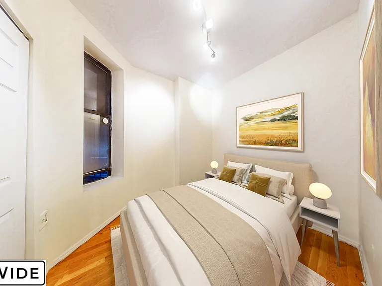 447 W 37th St #2FE — Photo 3