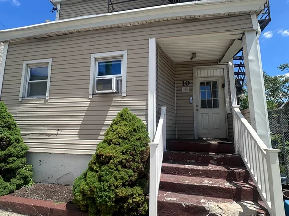 10 Hope Ave APT 4, Passaic, NJ 07055
