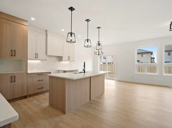 113 Caledon Cres, Spruce Grove, AB T7X 0Y8