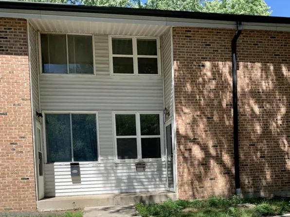 9051 N 95th STREET #F, Milwaukee, WI 53224