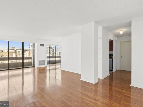 1326 Spruce St APT 1901, Philadelphia, PA 19107