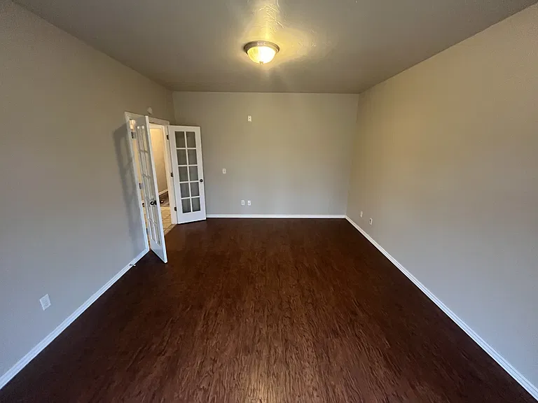 2321 SW 94th St — Photo 13