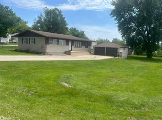 201 E South St, Albion, IA 50005