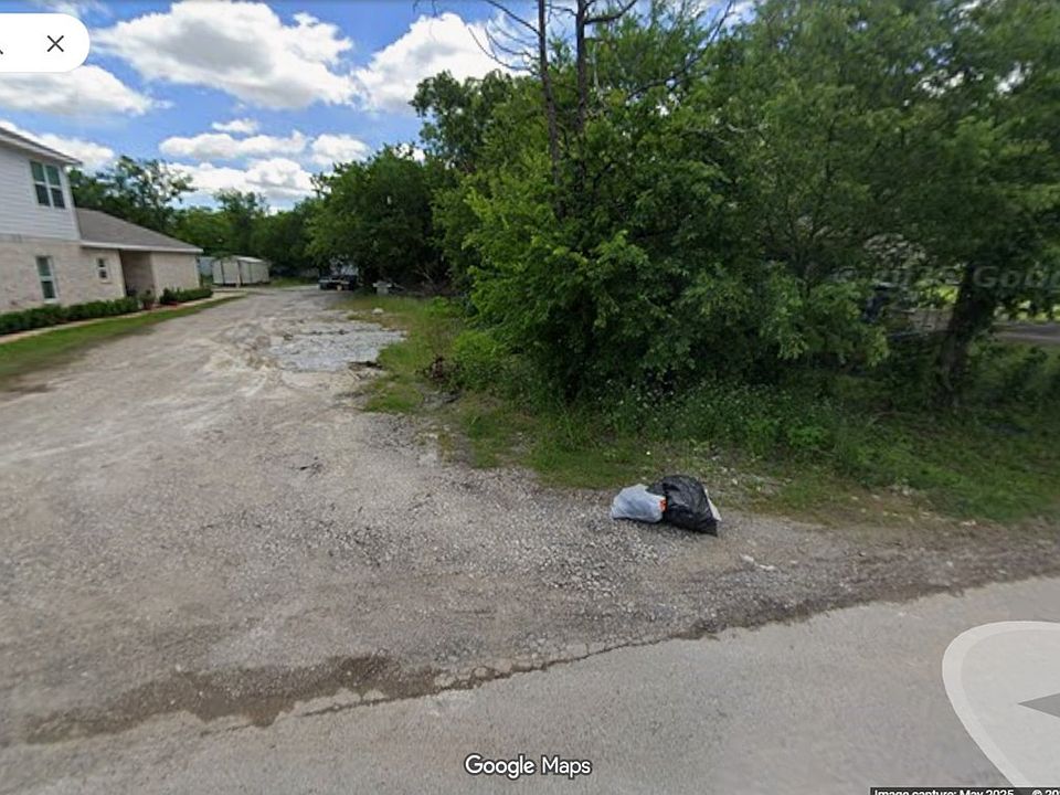 1st image of 3204 Kingsford Ave