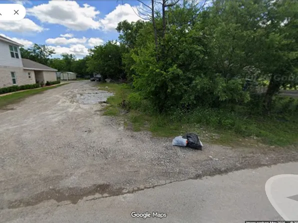 3204 Kingsford Ave, Dallas, TX 75227