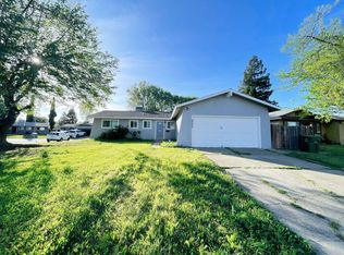 9330 Terra Linda Dr, Elk Grove, CA 95624