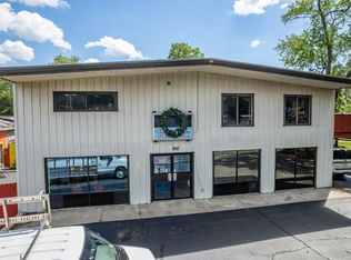 611 8th Ave, Baraboo, WI 53913