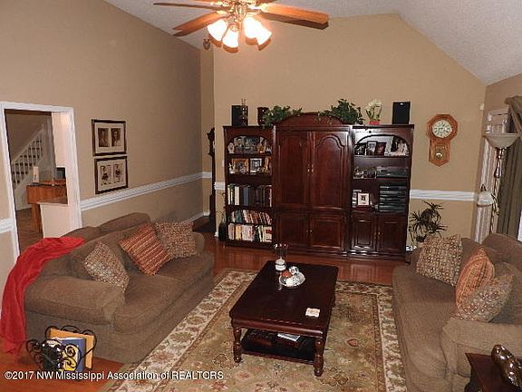 3rd image of 4655 Alden Lake Dr E