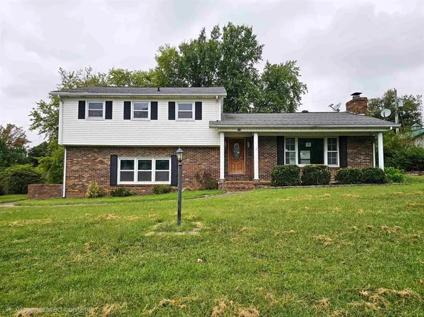 740 Mary Anne Dr, Morganfield, KY 42437