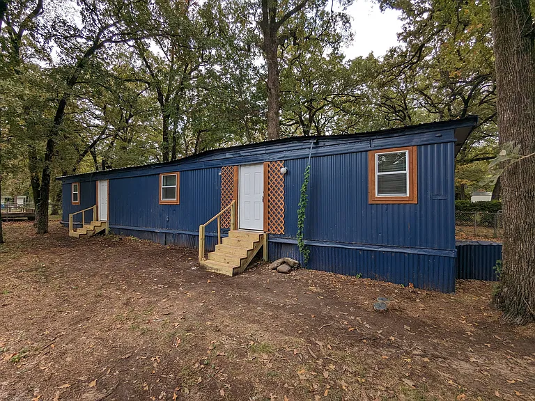187 Thunderbird Dr — Photo 12
