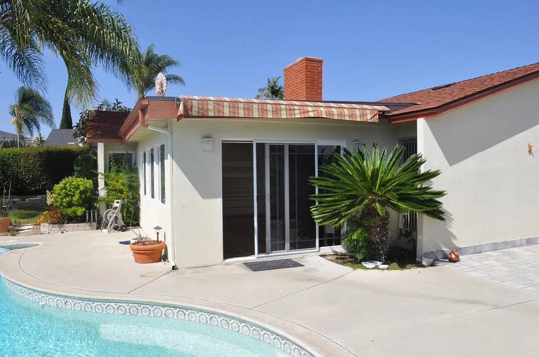 3 bed, 1845 sqft, $3,895 — Photo 4