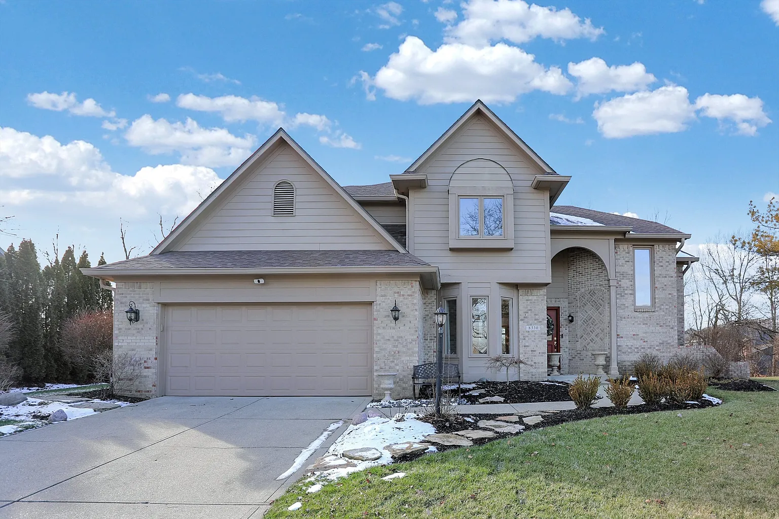 8330 Misty Dr photo 1