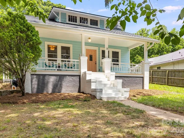 35 1st St, Asheville, NC 28803