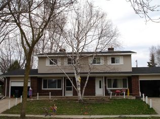 6326 Alison Ln, Madison, WI 53711