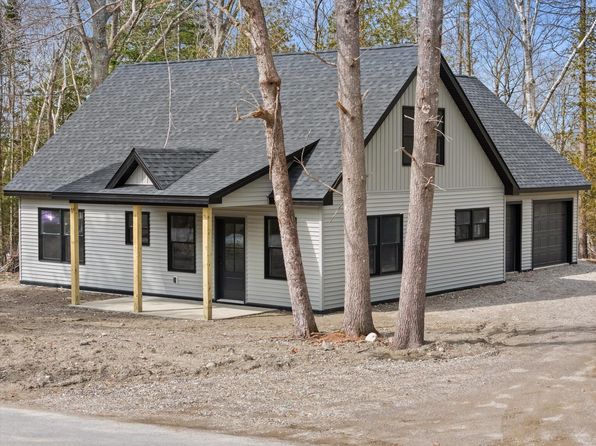 91 Woodland Heights, Bucksport, ME 04416
