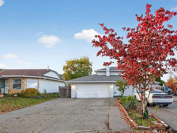 4th image of 12079 84a Ave