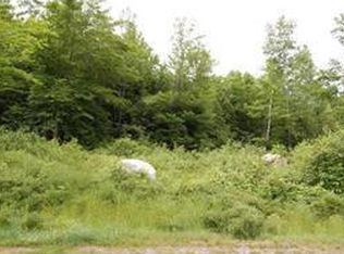 6 Diffin Rd, Oxford, ME 04270