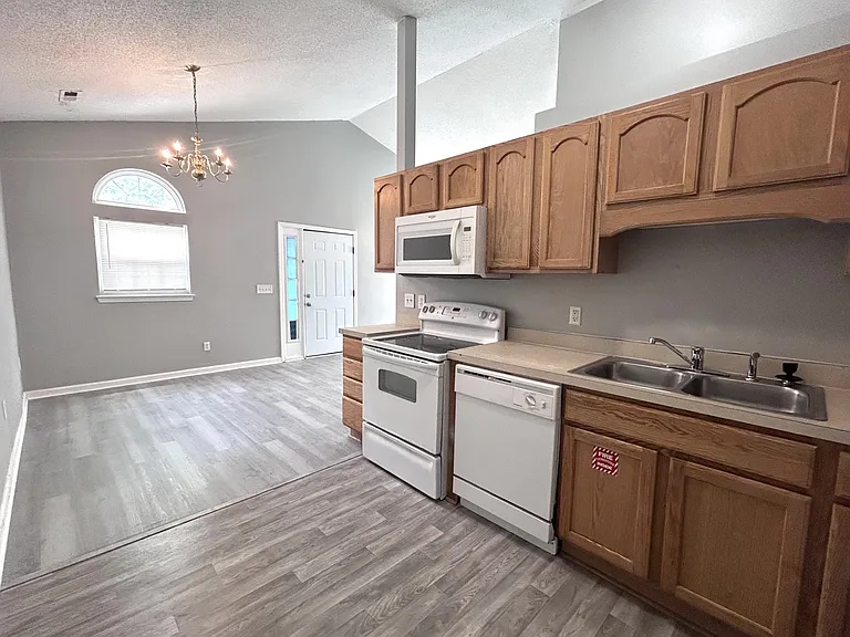507 Alder St #2 — Photo 10