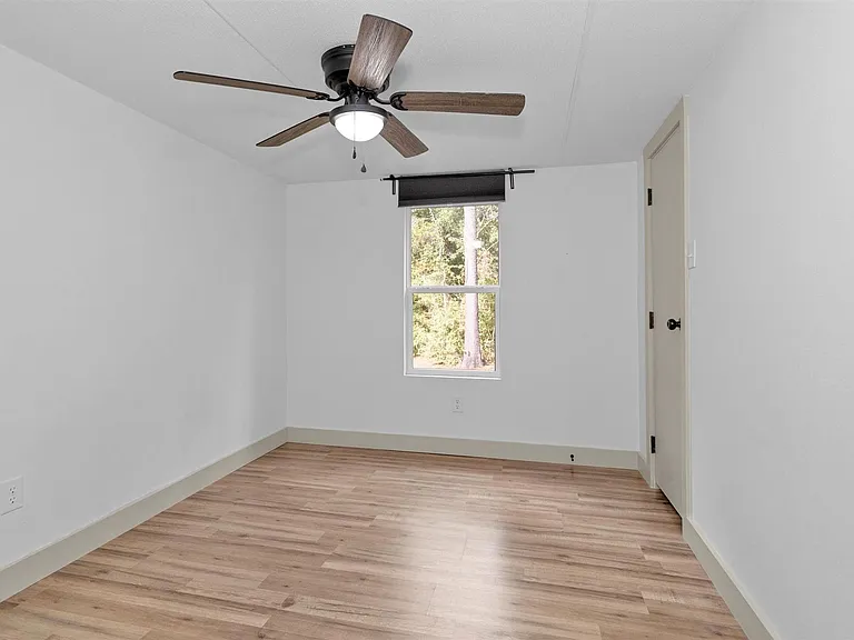 5500 Penny Rd — Photo 13